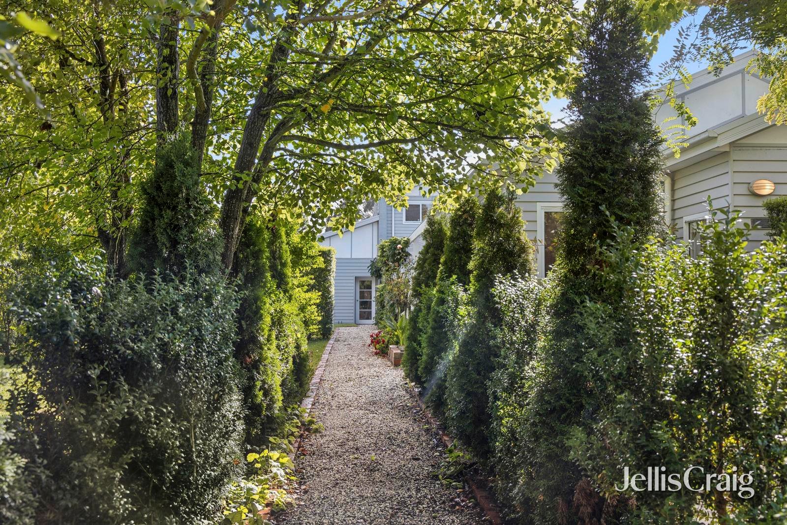 3/4 Anslow Street, Woodend image 1