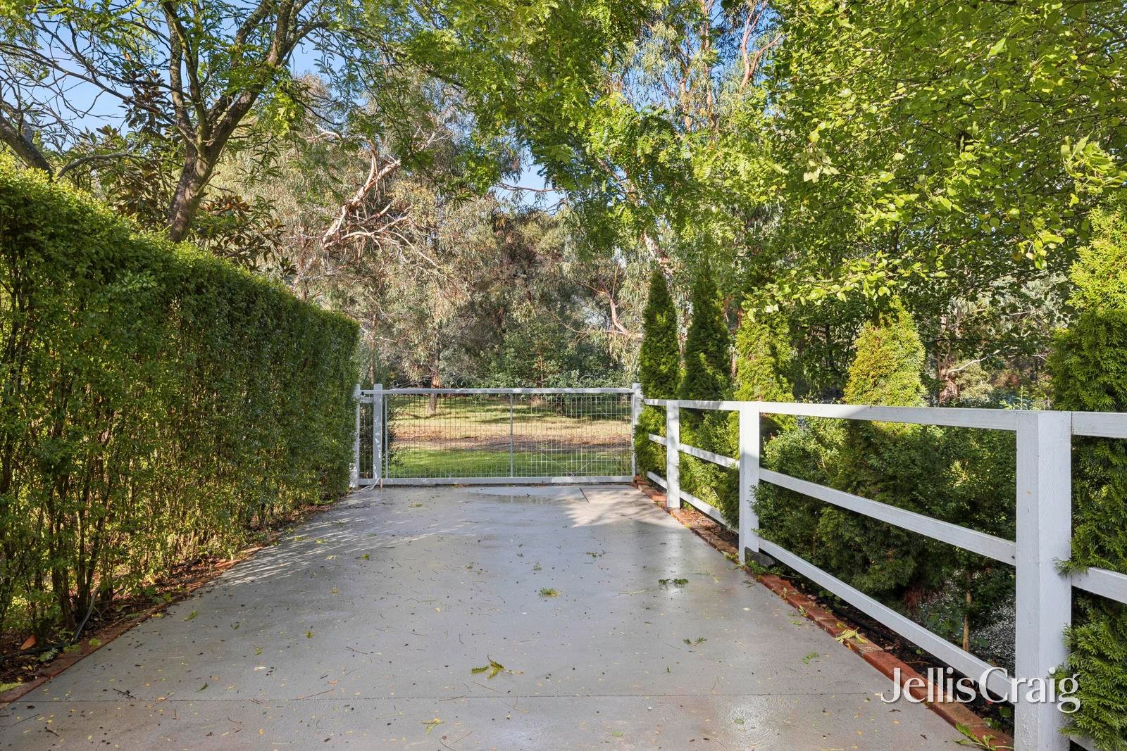 3/4 Anslow Street, Woodend image 18