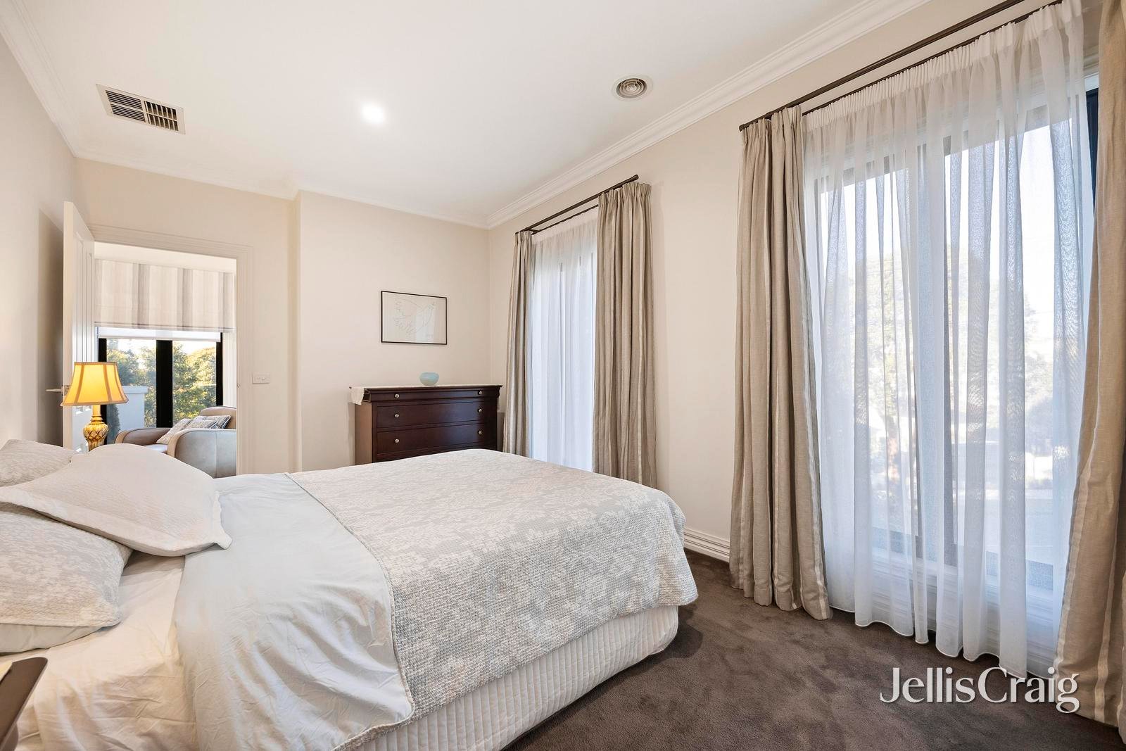 34 Avon Street, Bulleen image 10