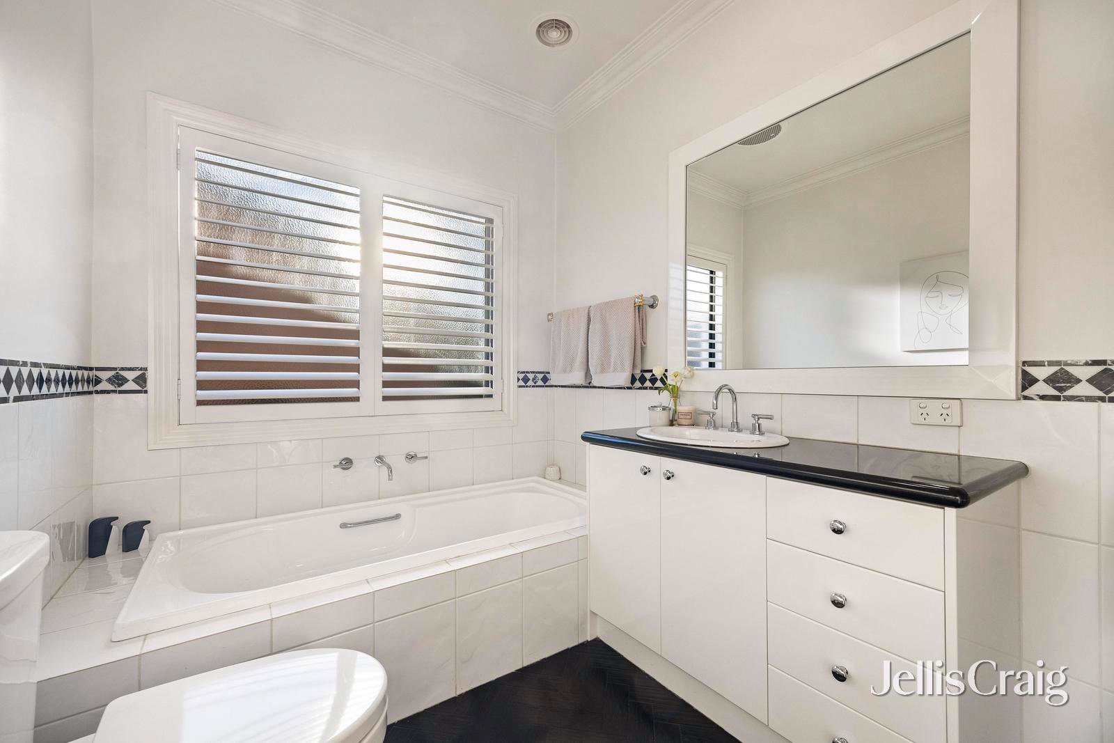 34 Avon Street, Bulleen image 12