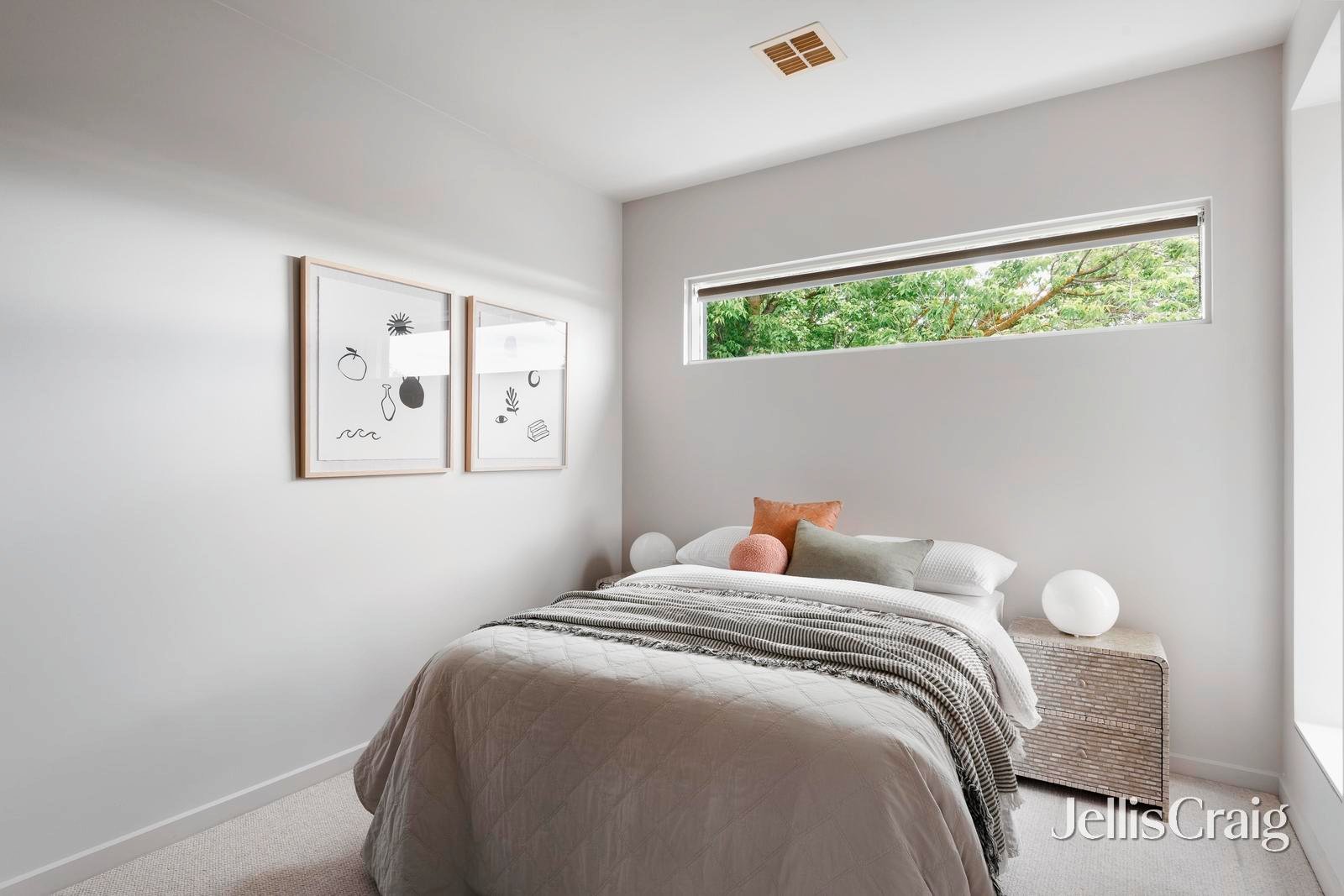 34 Baker Avenue, Kew East image 10