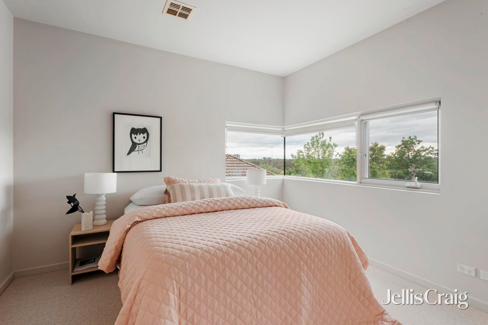 34 Baker Avenue, Kew East image 14