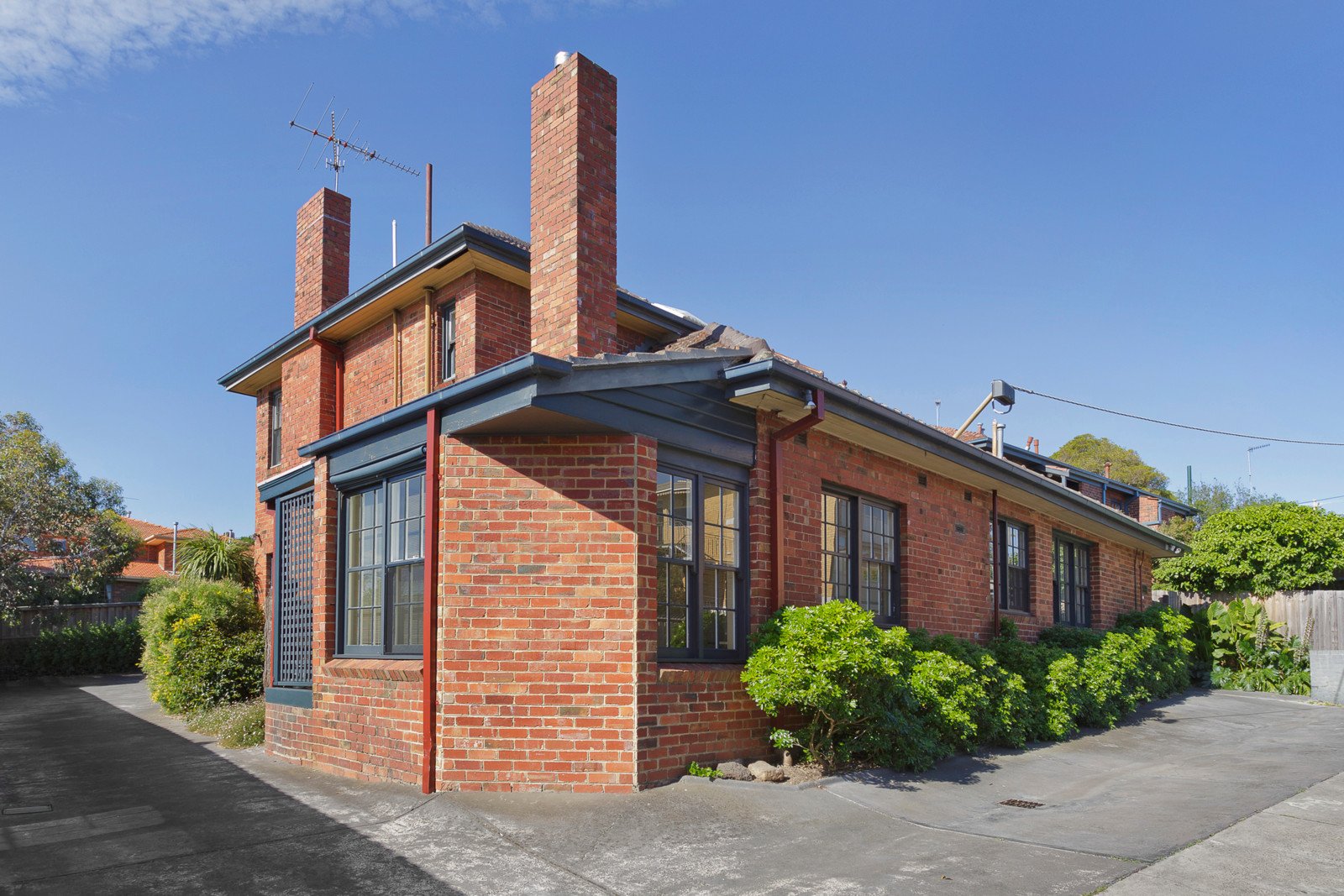 3/4 Barkers Road, Hawthorn image 2