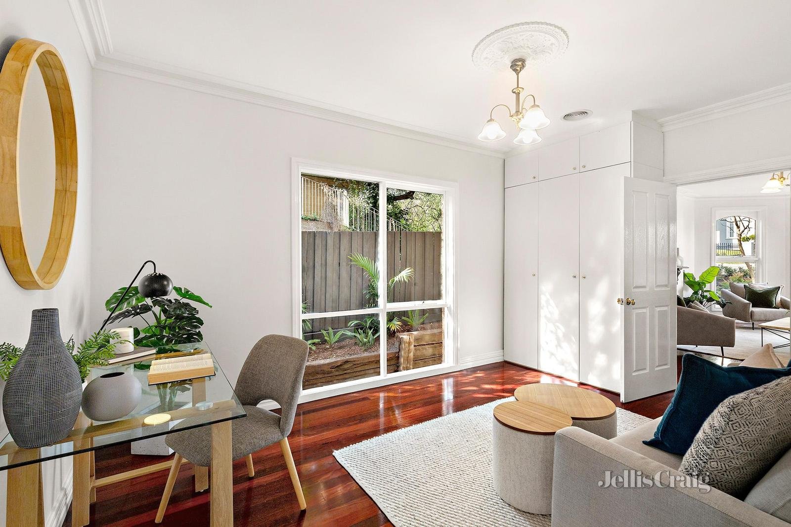 34 Bentley Street, Surrey Hills image 3