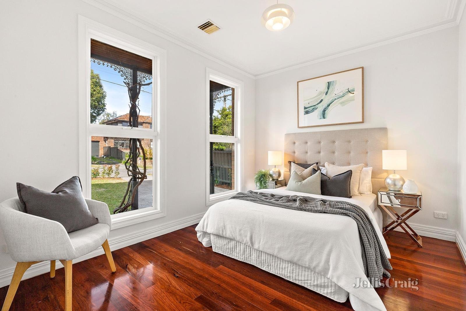 34 Bentley Street, Surrey Hills image 4