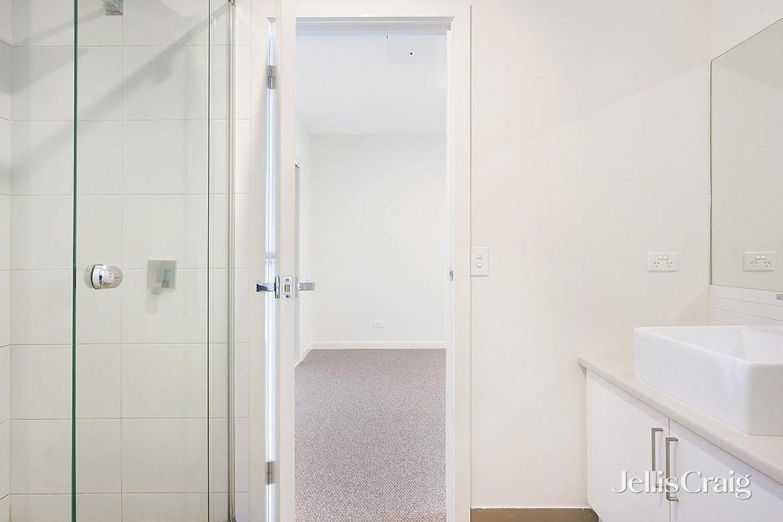 3/4 Binns Street, Montmorency image 8