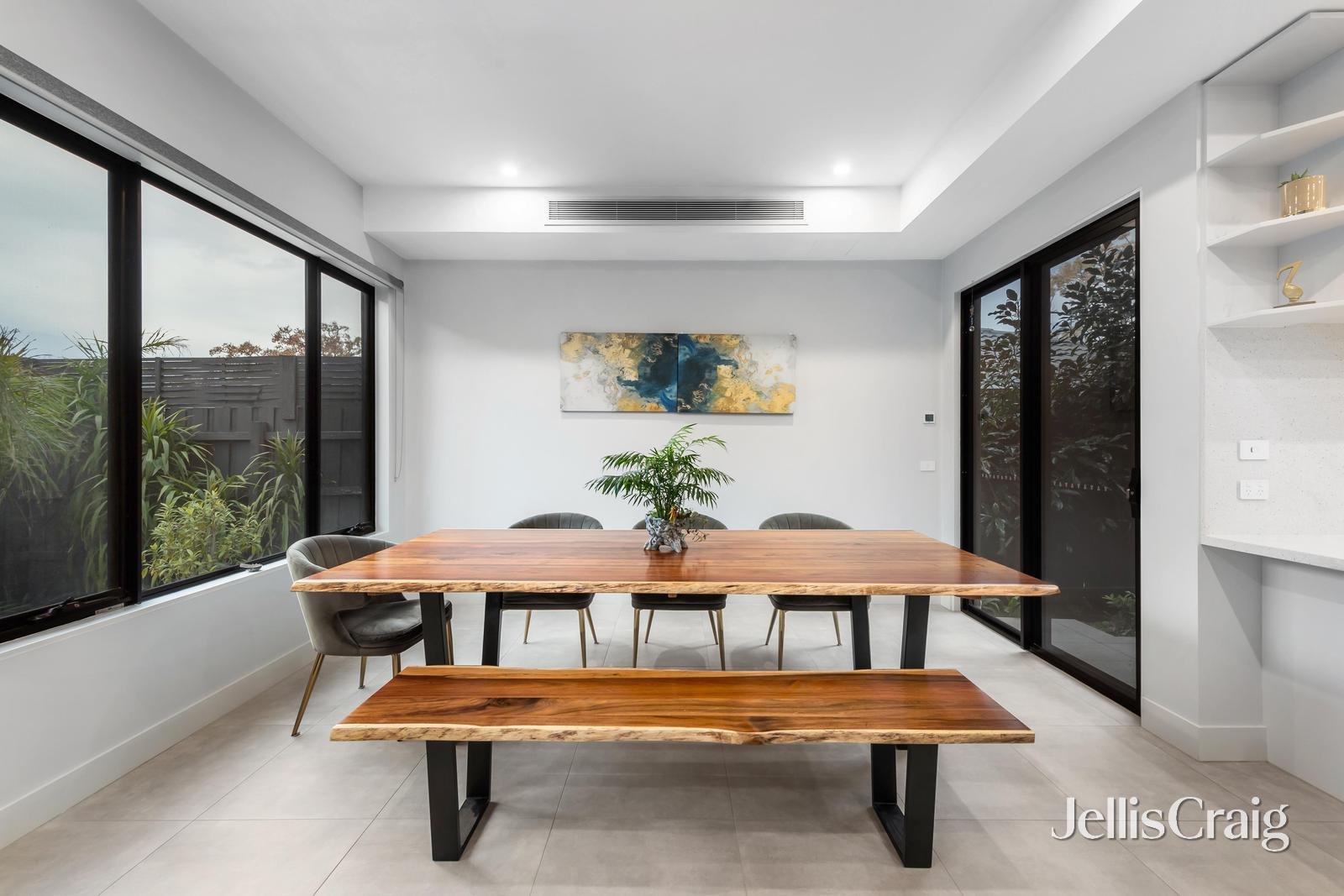 3/4 Brailsford Road, Bentleigh image 5