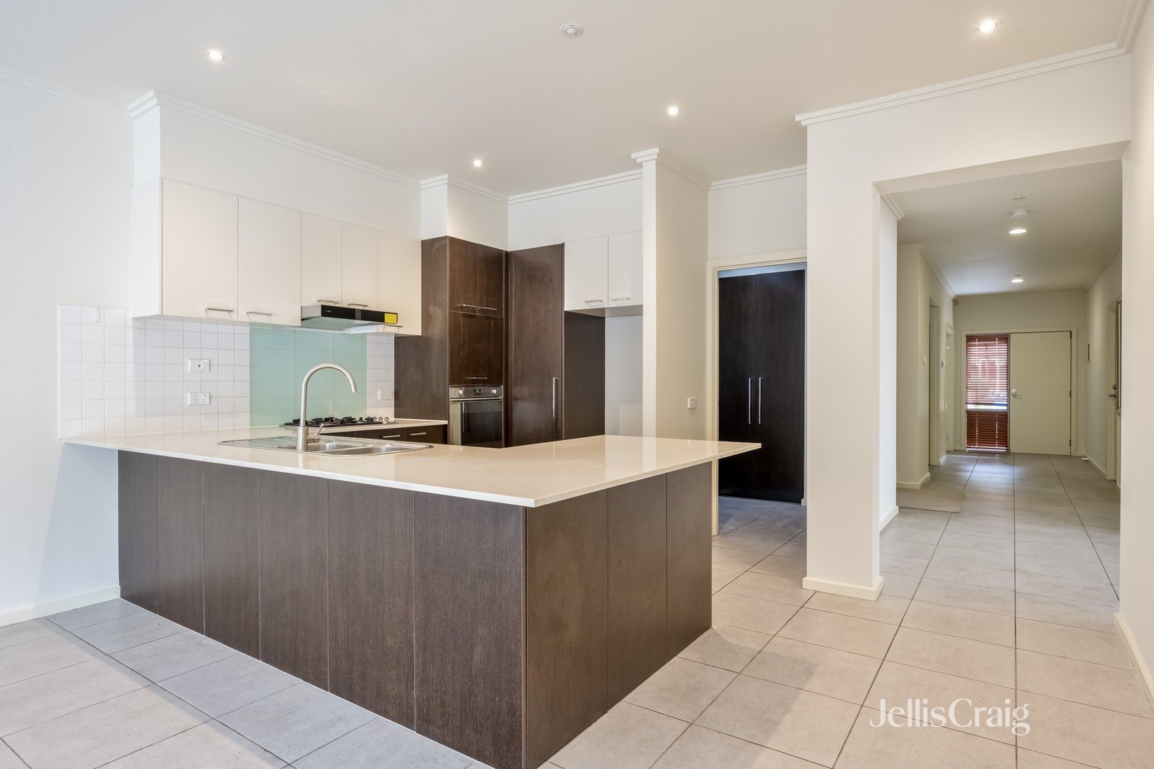 34 Cade Way, Parkville image 4