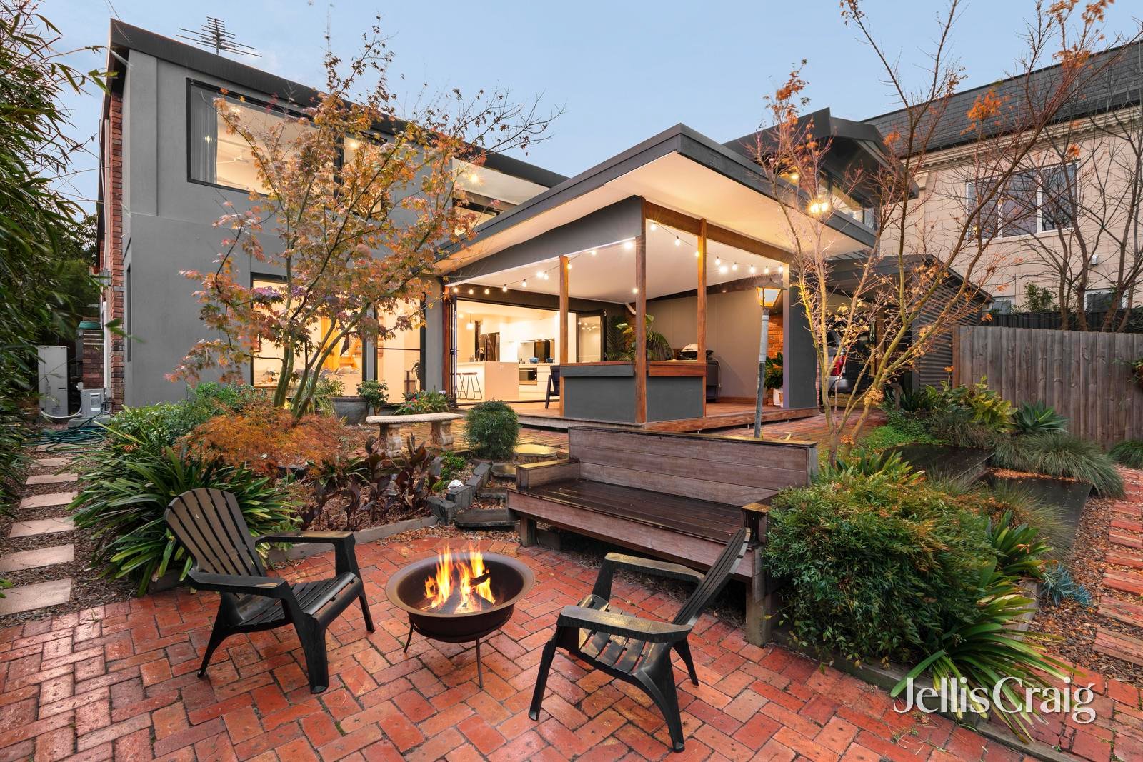 34 Caithness Crescent, Glen&nbsp;Waverley image 17