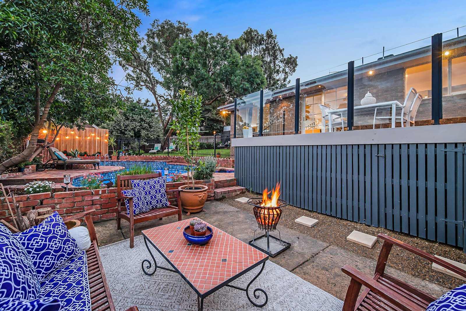 34 Cambrian Crescent, Wheelers Hill image 11