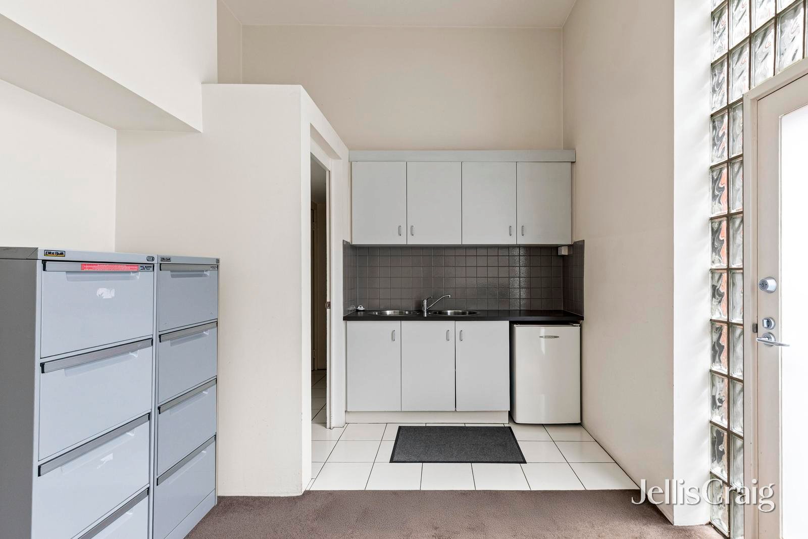 34 Cambridge Street, Collingwood image 9