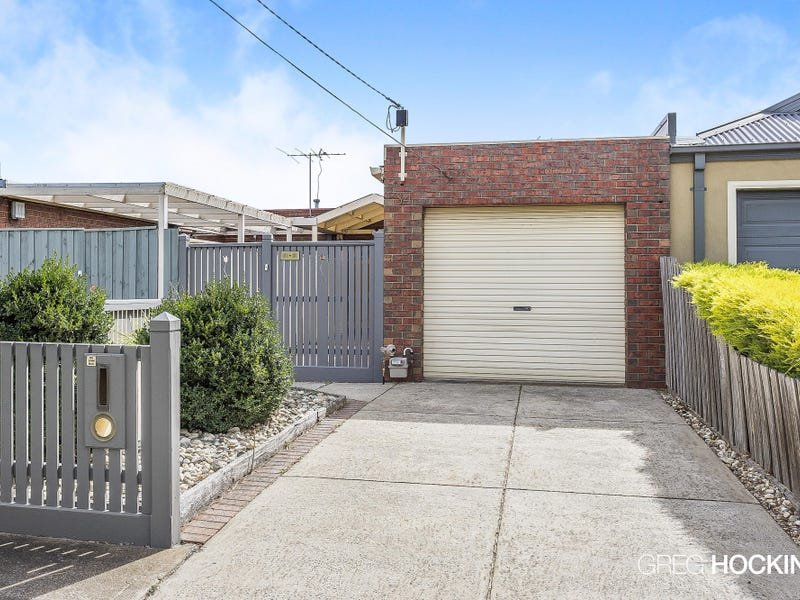 34 Cameron Avenue, Altona Meadows image 2