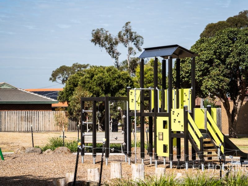 34 Cameron Avenue, Altona Meadows image 9