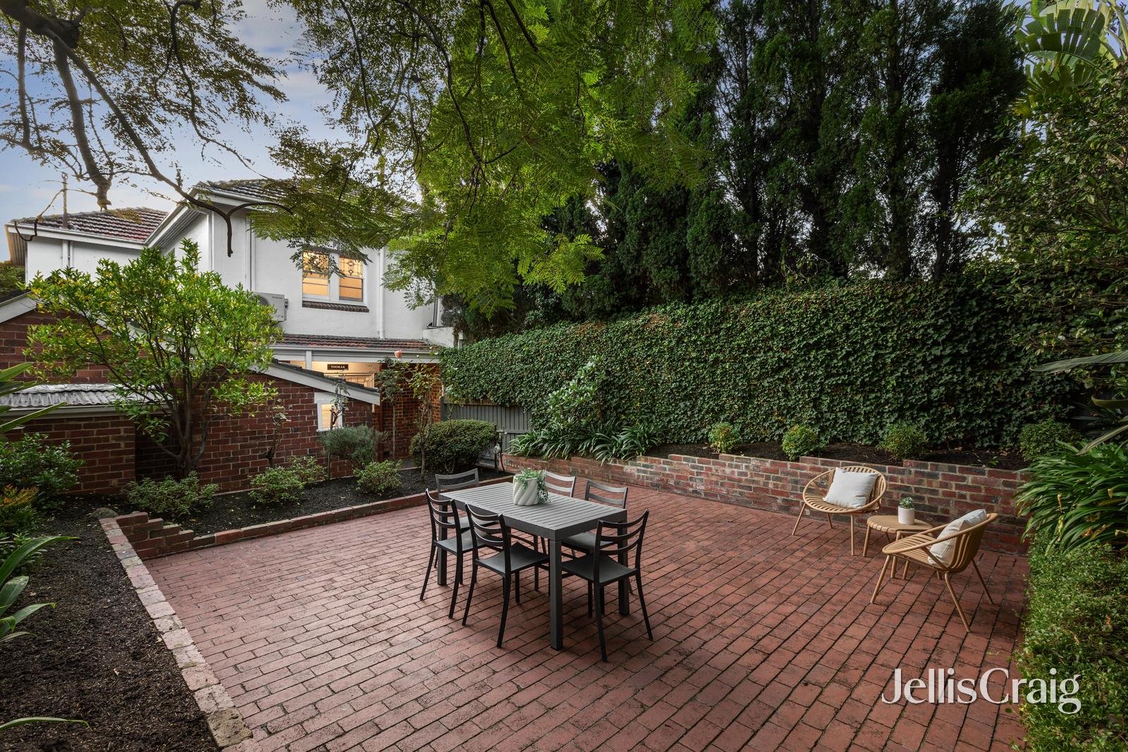 34 Canberra Road, Toorak image 6