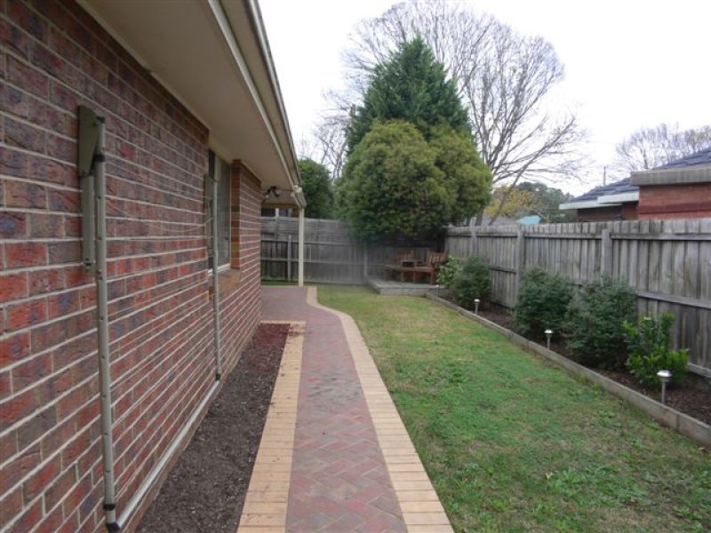 3/4 Colchester Road, Kilsyth image 7