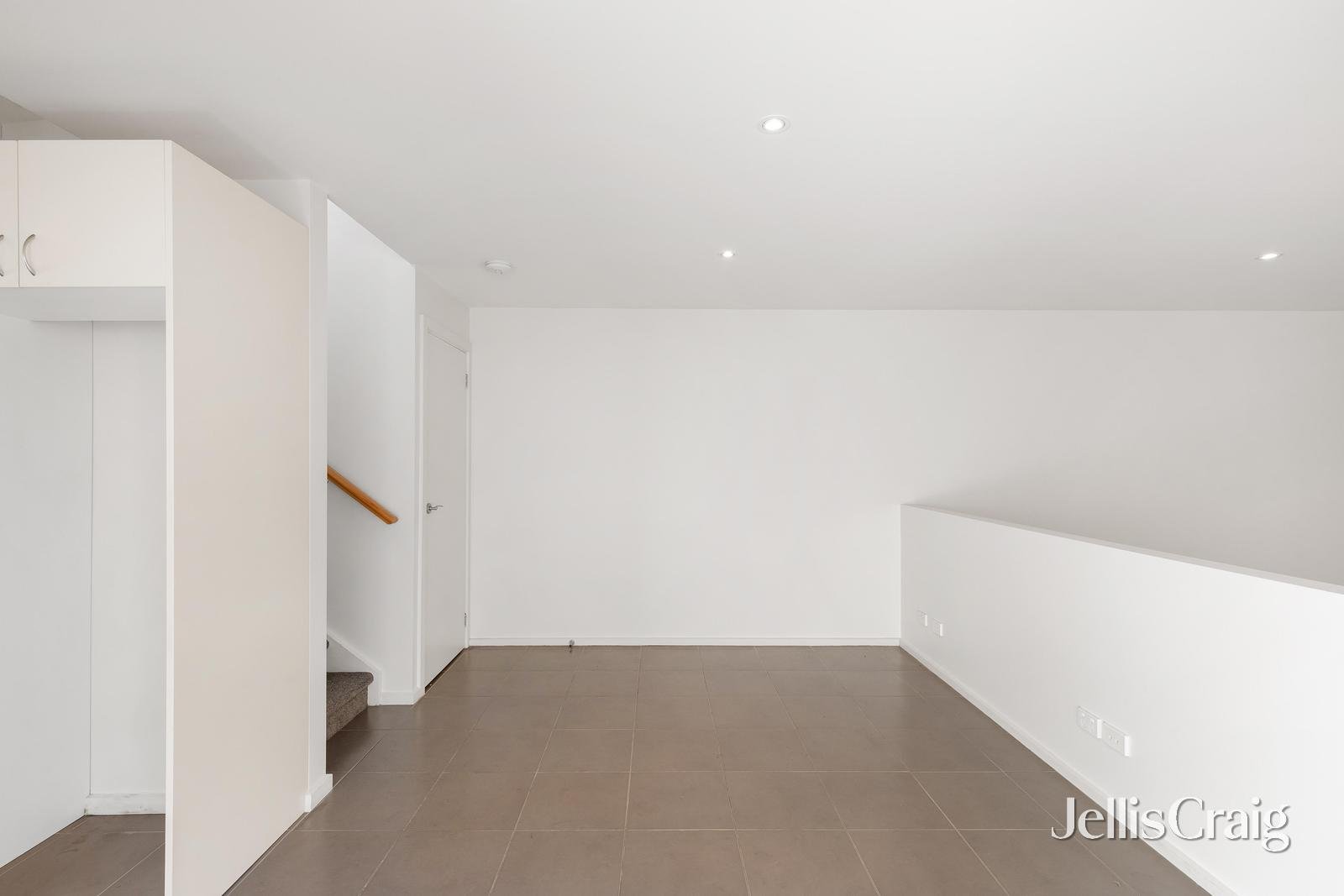 3/4 Coniston Street, Diamond Creek image 7