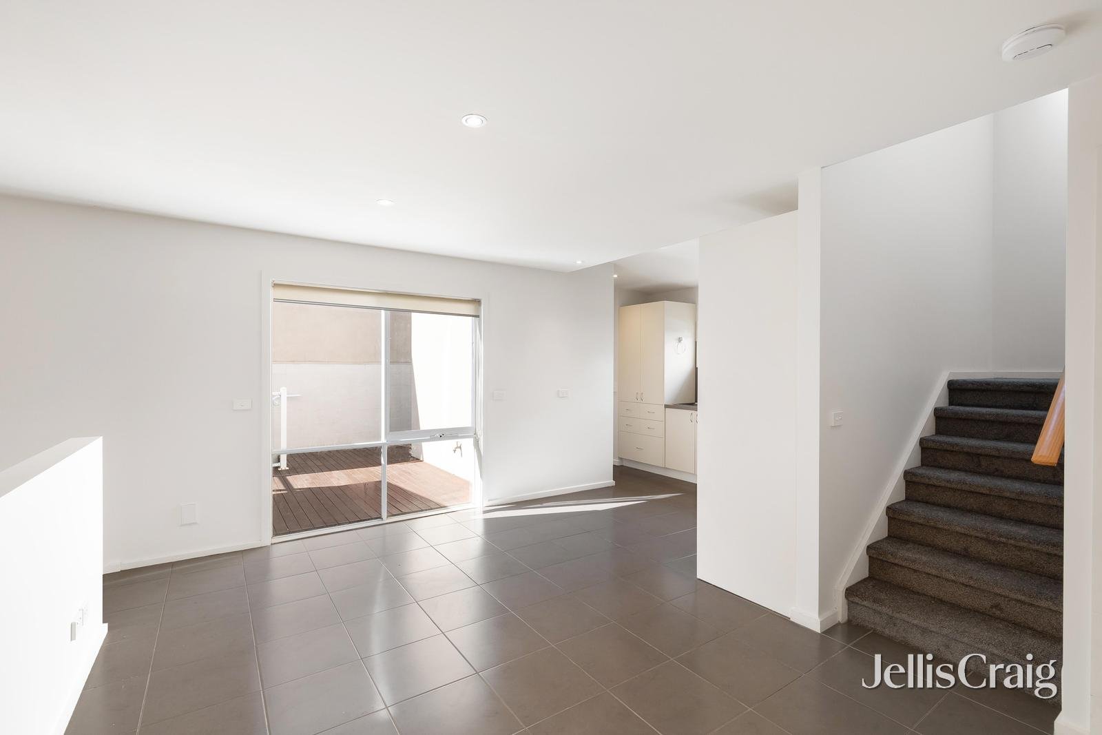 3/4 Coniston Street, Diamond Creek image 8