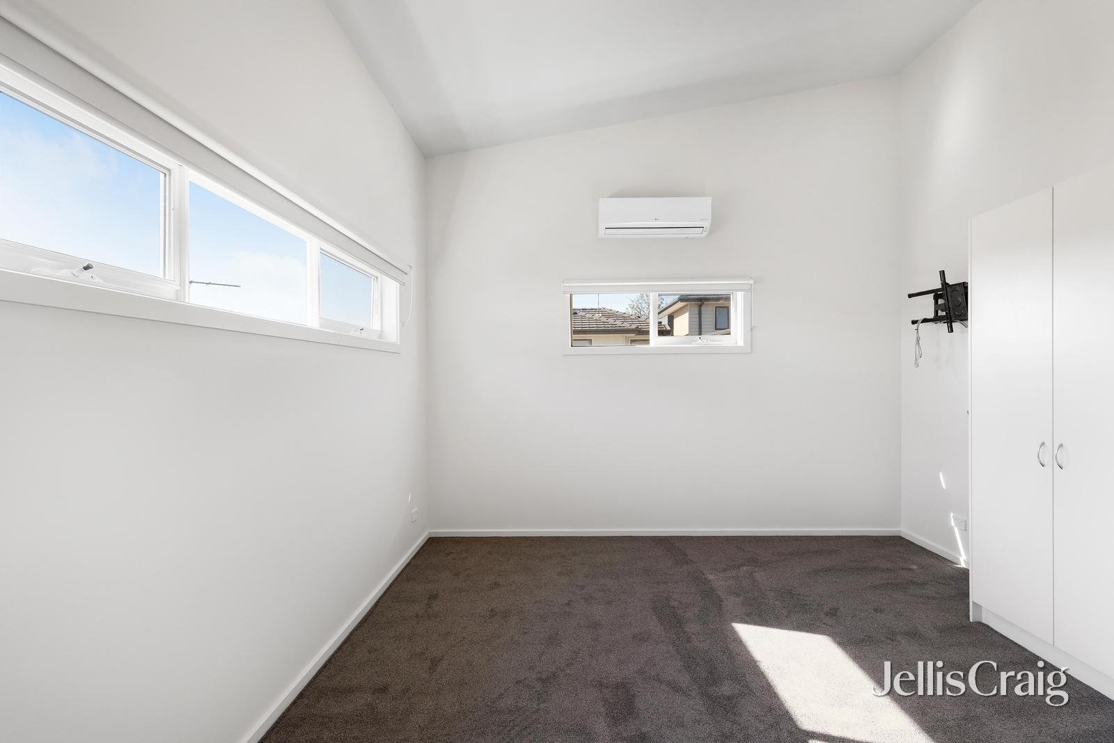 3/4 Coniston Street, Diamond Creek image 9