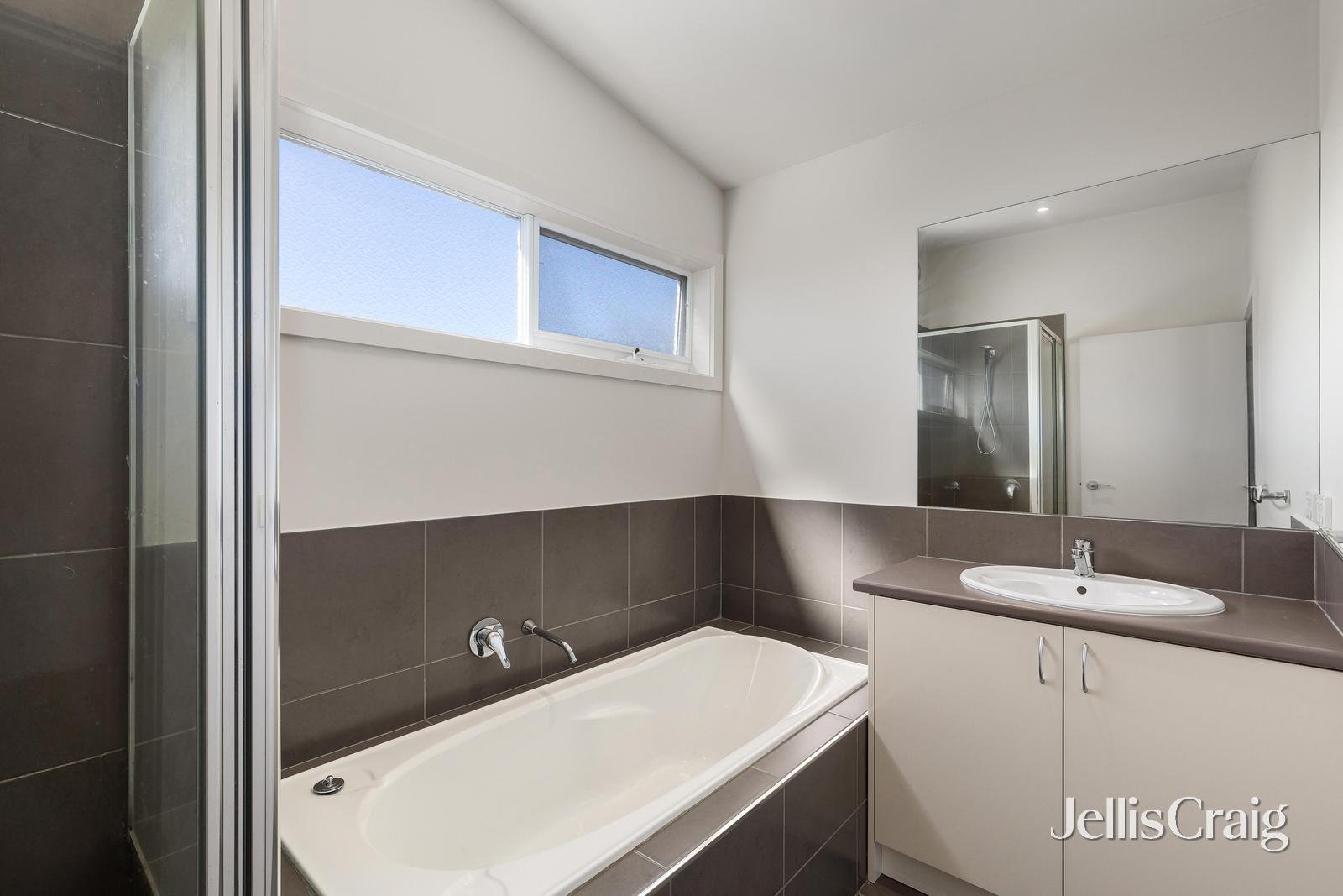 3/4 Coniston Street, Diamond Creek image 10