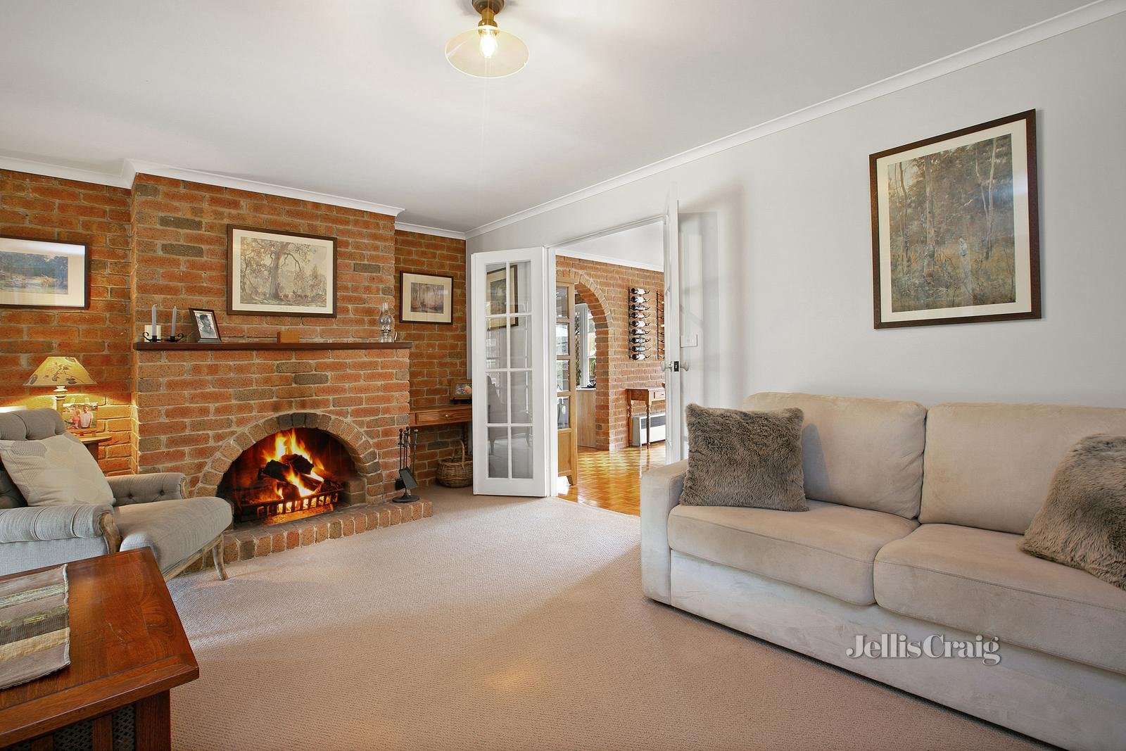 34 Coolabah Drive, Eltham image 2