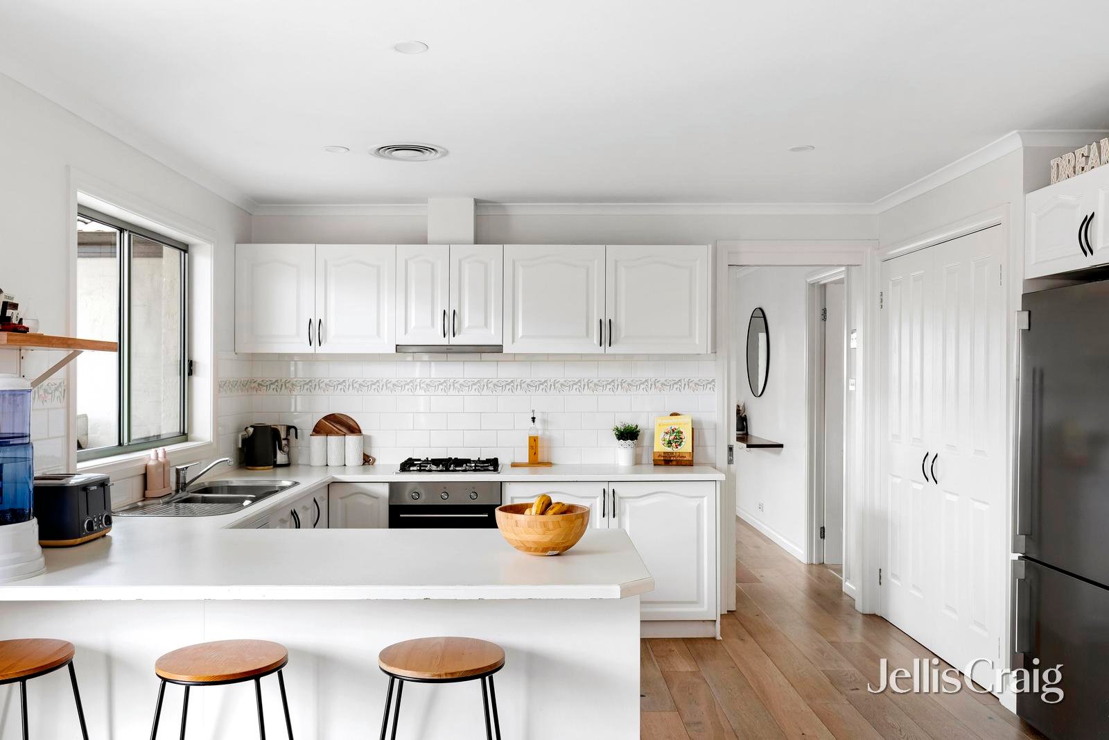 34 Corella Drive, Whittlesea image 3