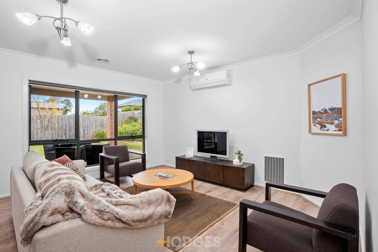 34 Curtain Drive, Leopold image 3