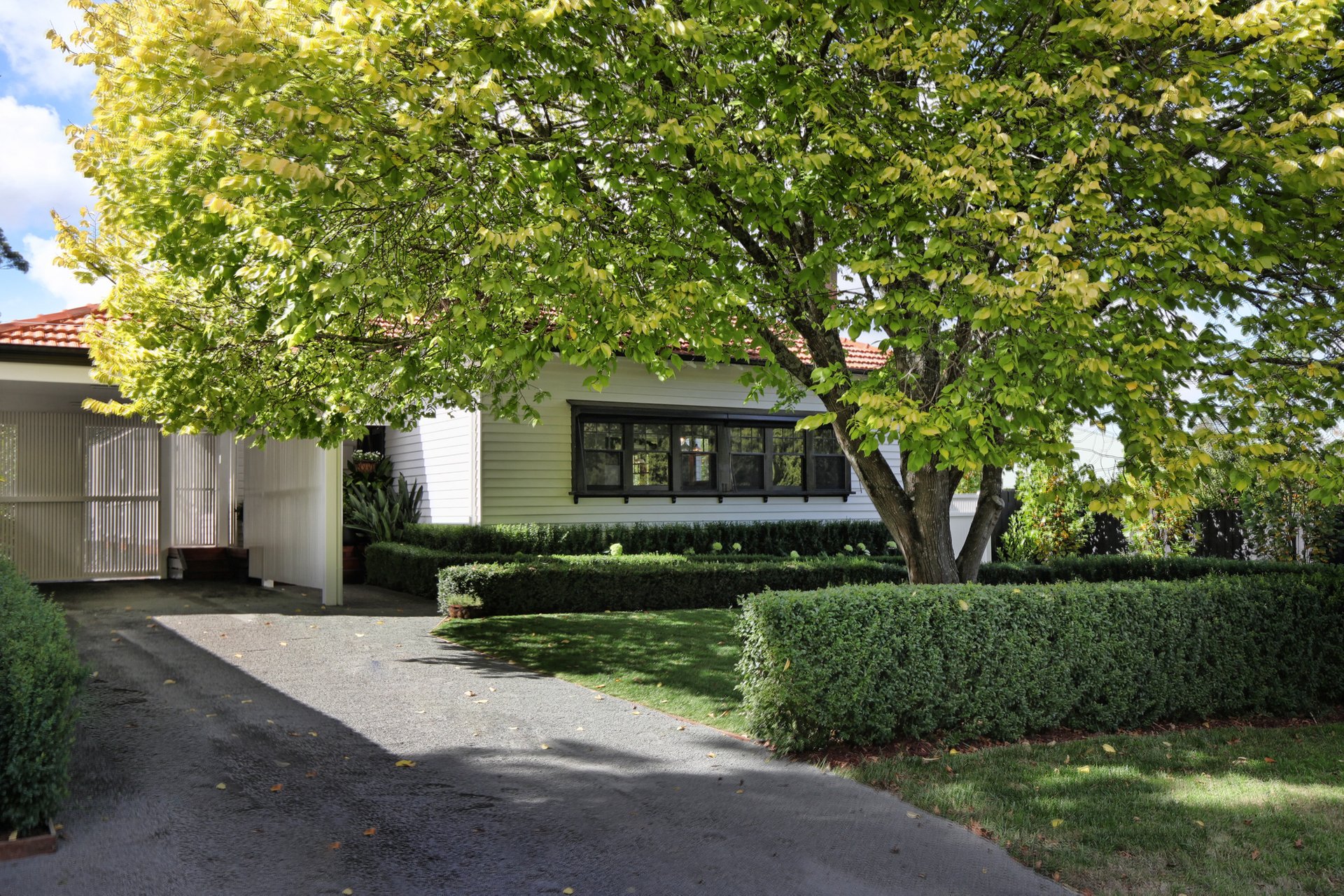 Property Gallery - Main Image