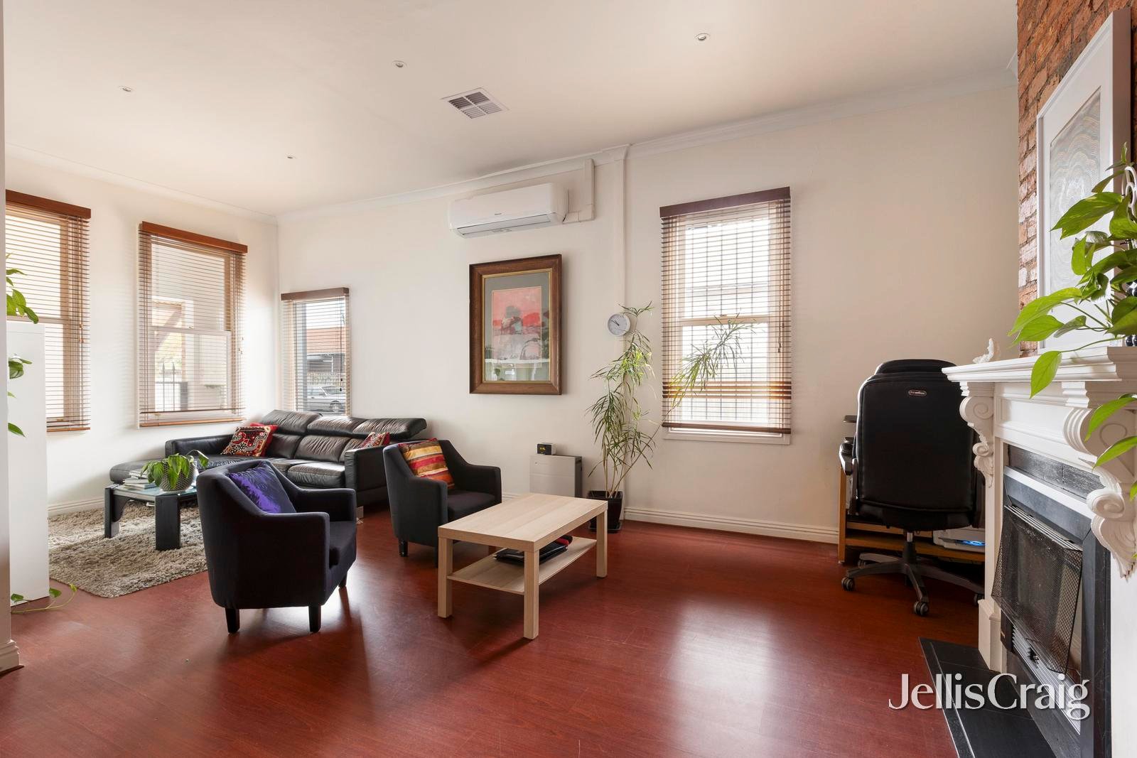 34 De Carle Street, Brunswick image 2