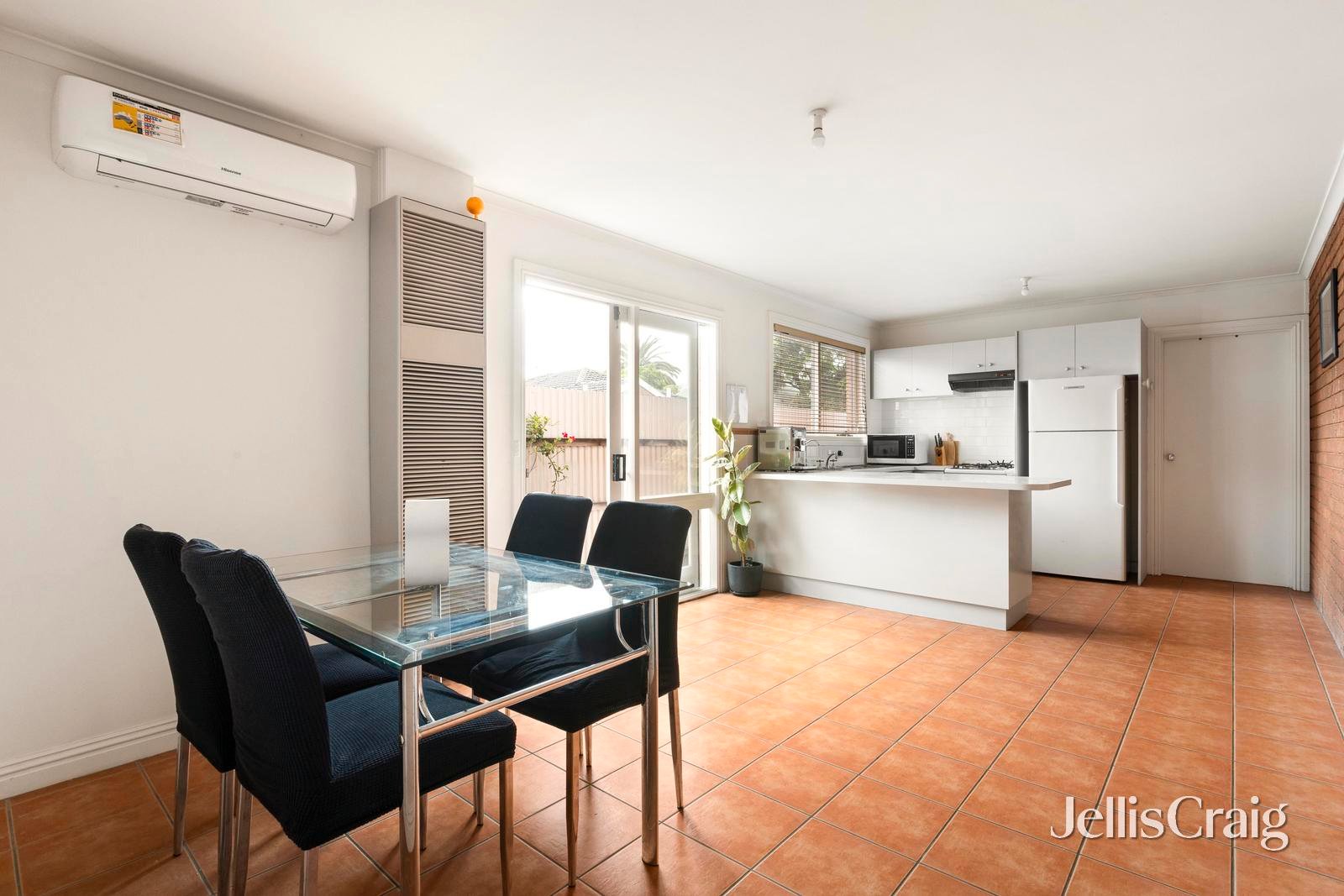 34 De Carle Street, Brunswick image 4