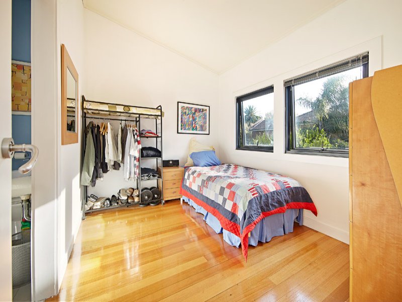 3/4 Docker Street, Elwood image 8
