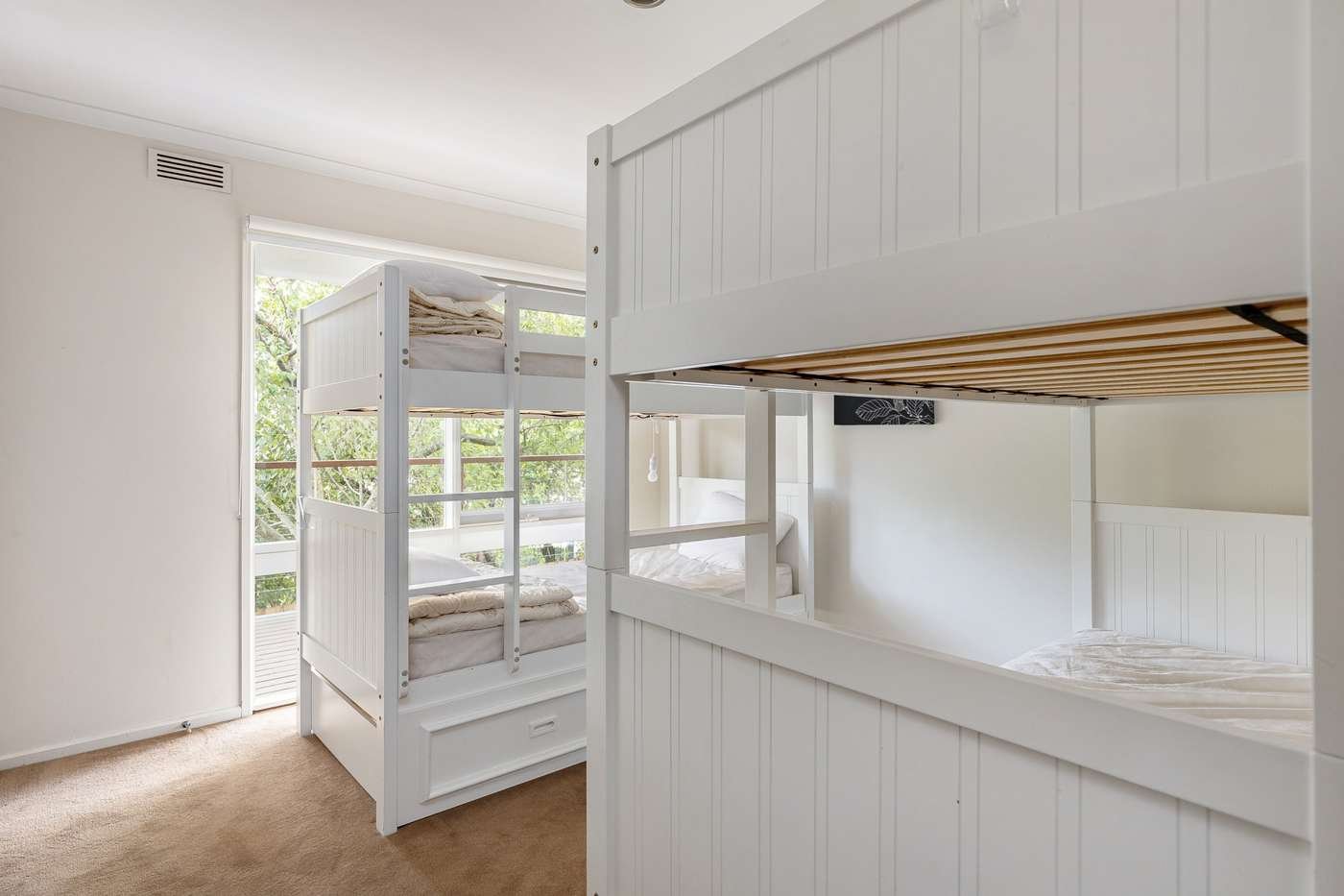Property Gallery Thumbnail 8