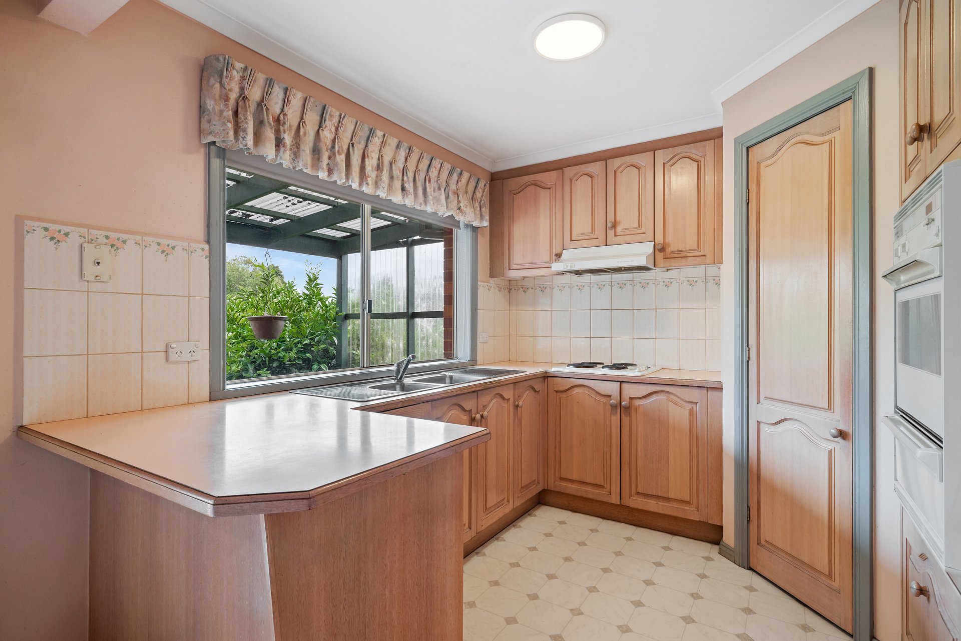 34 Drummer Hill Lane, Mooroolbark image 4