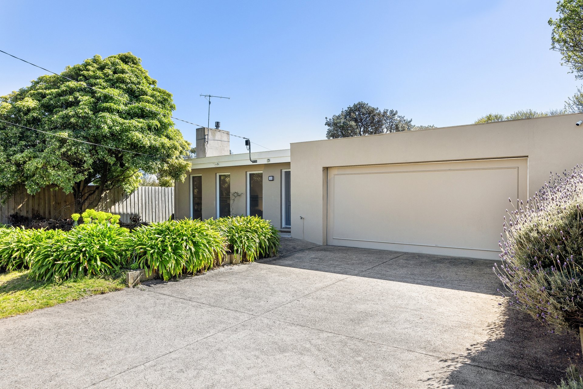 Property Gallery Thumbnail 15