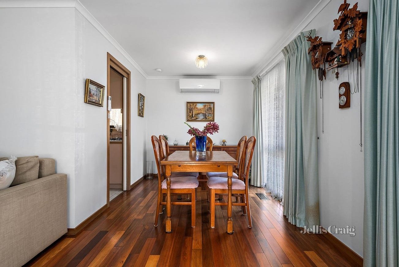 34 Eskdale Drive, Croydon Hills image 3