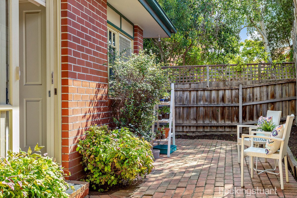 3/4 Florence Road, Surrey Hills image 9