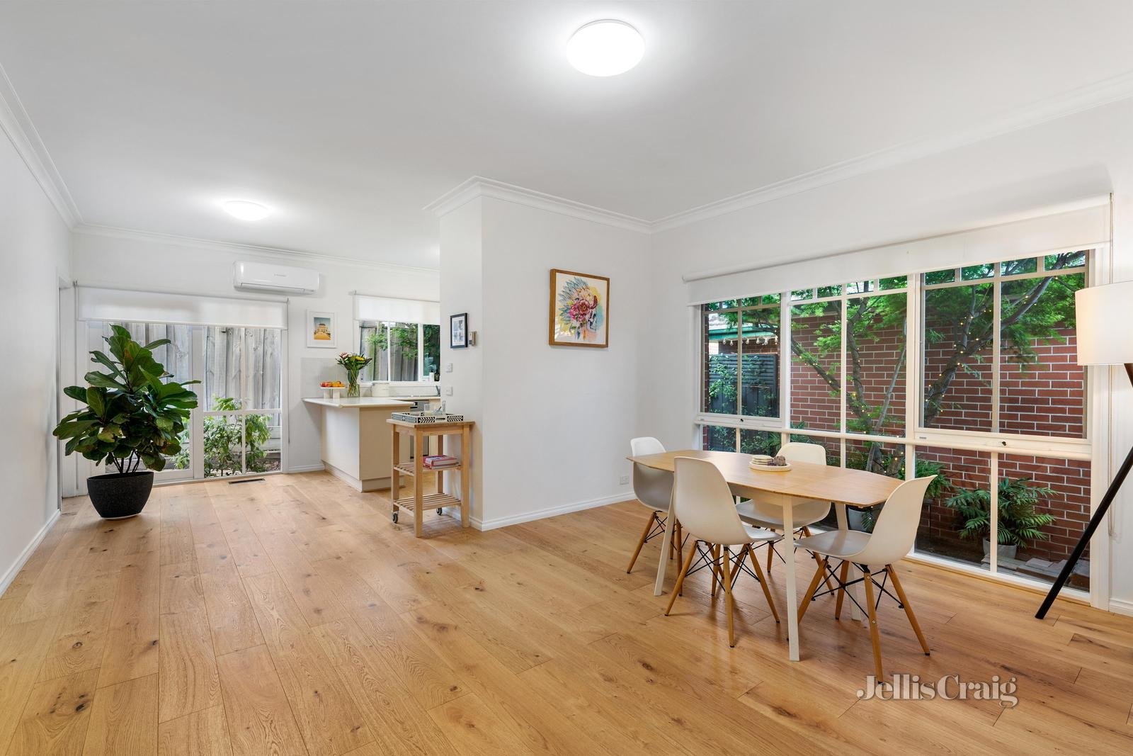 3/4 Florence Road, Surrey Hills image 3