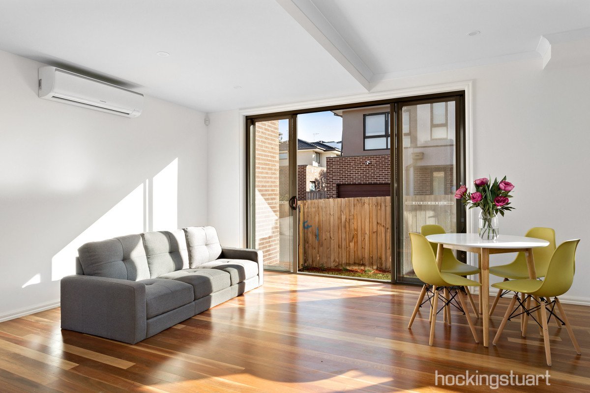 3/4 Fortune Street, Box Hill North image 2