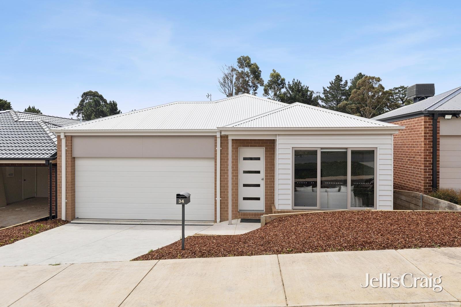 34 Fraser Street, Mount Pleasant image 1