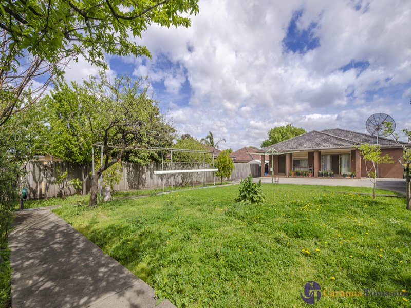 34 Grevillia Road, Oak Park image 8