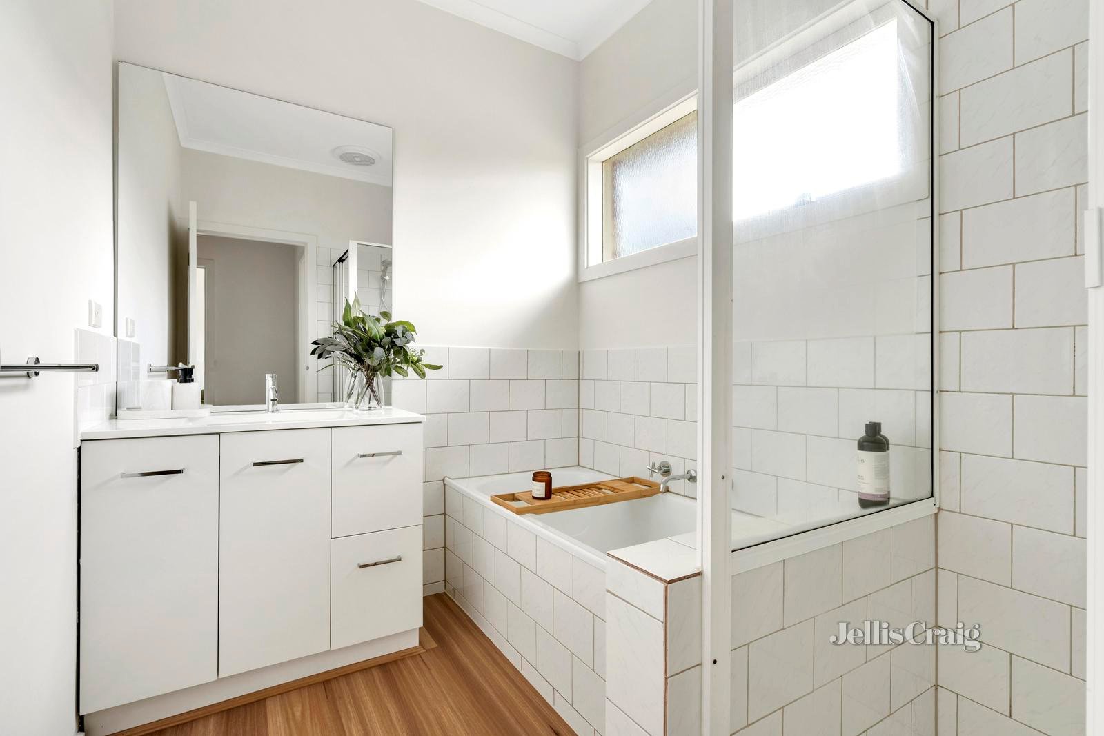 3/4 Jolley Street, Brunswick West image 9