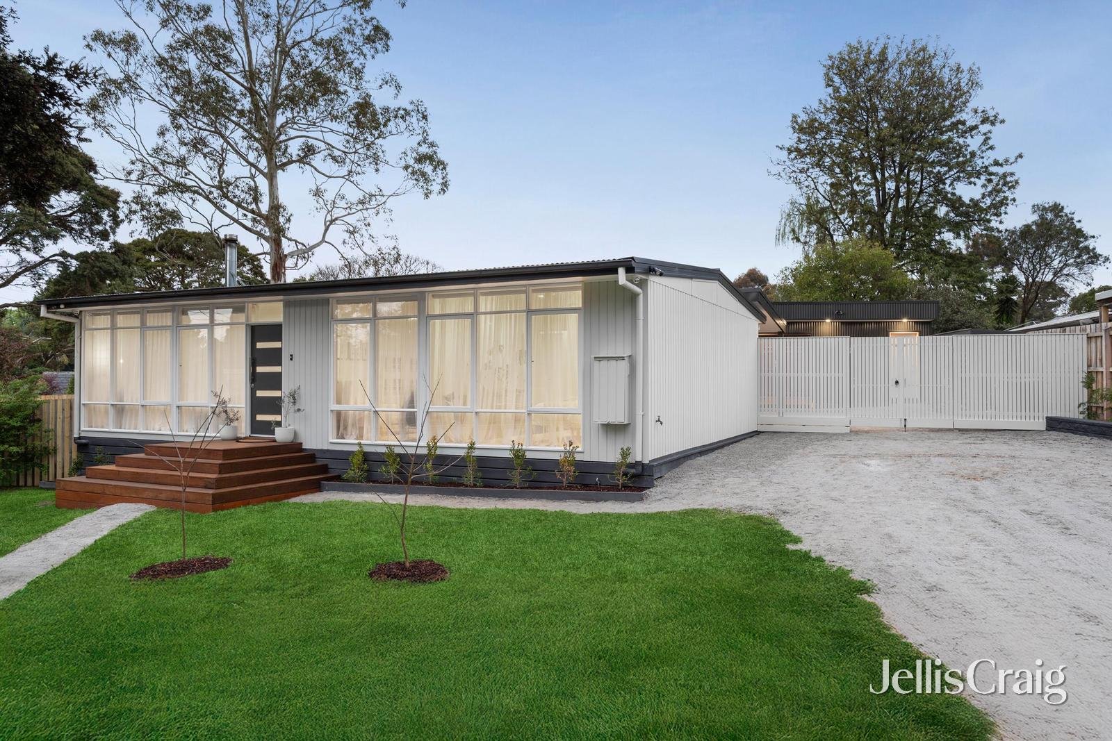 34 Kincumber Drive, Croydon image 1