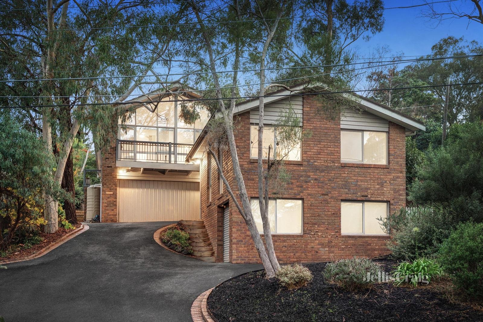 34 Kirwana Grove, Montmorency image 2