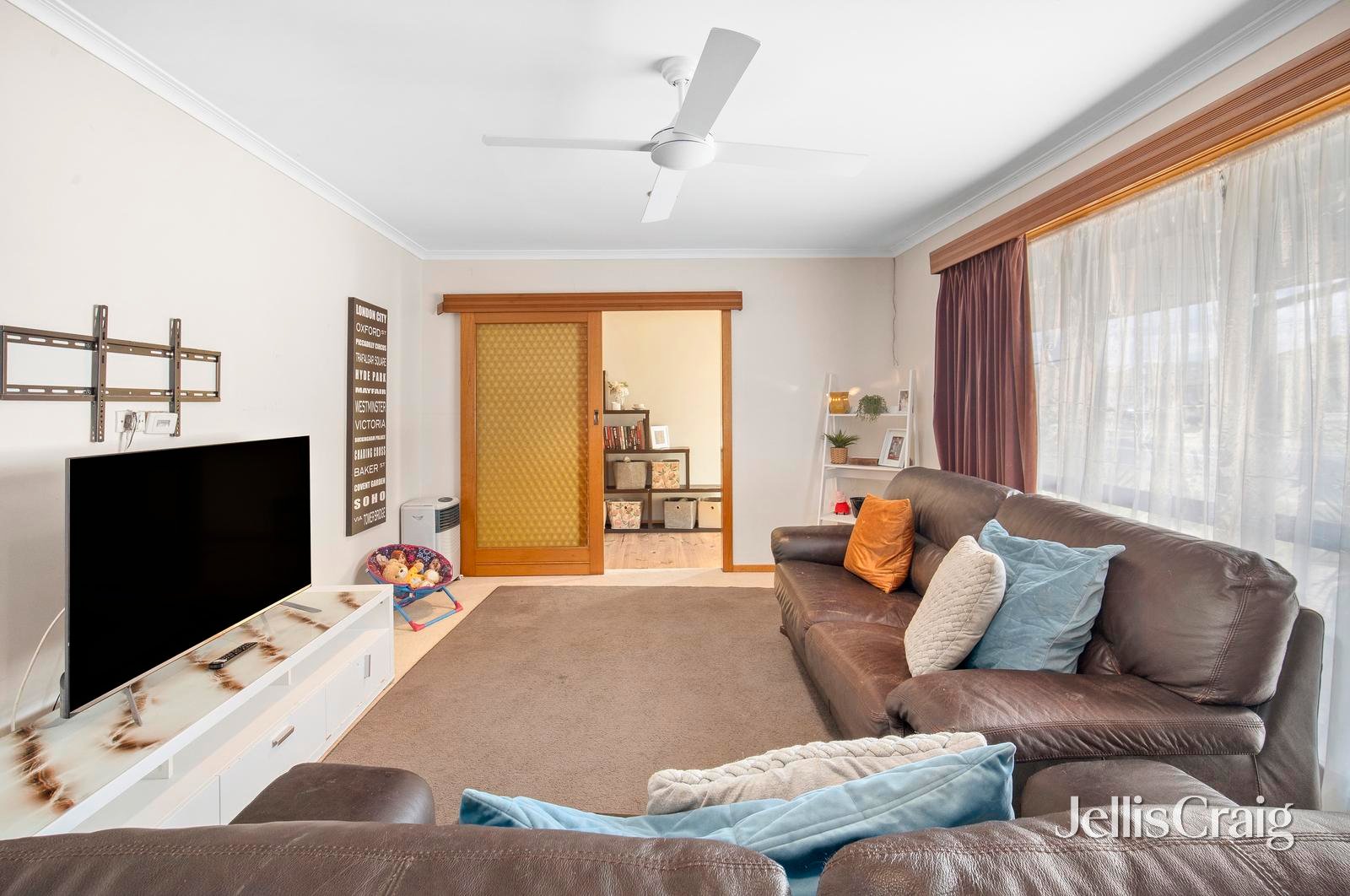 34 Lake Street, Wendouree image 4