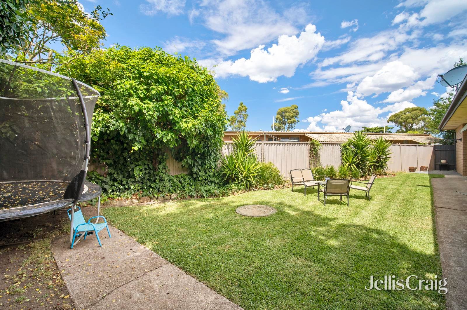 34 Lake Street, Wendouree image 7