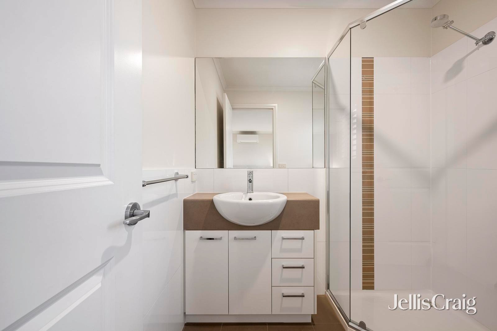 34 Lancaster Road, Mooroolbark image 11