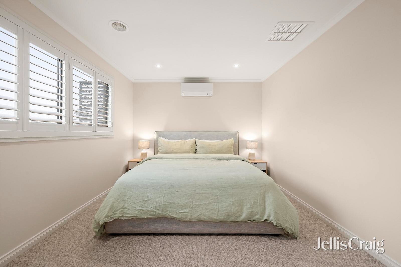 34 Lancaster Road, Mooroolbark image 12
