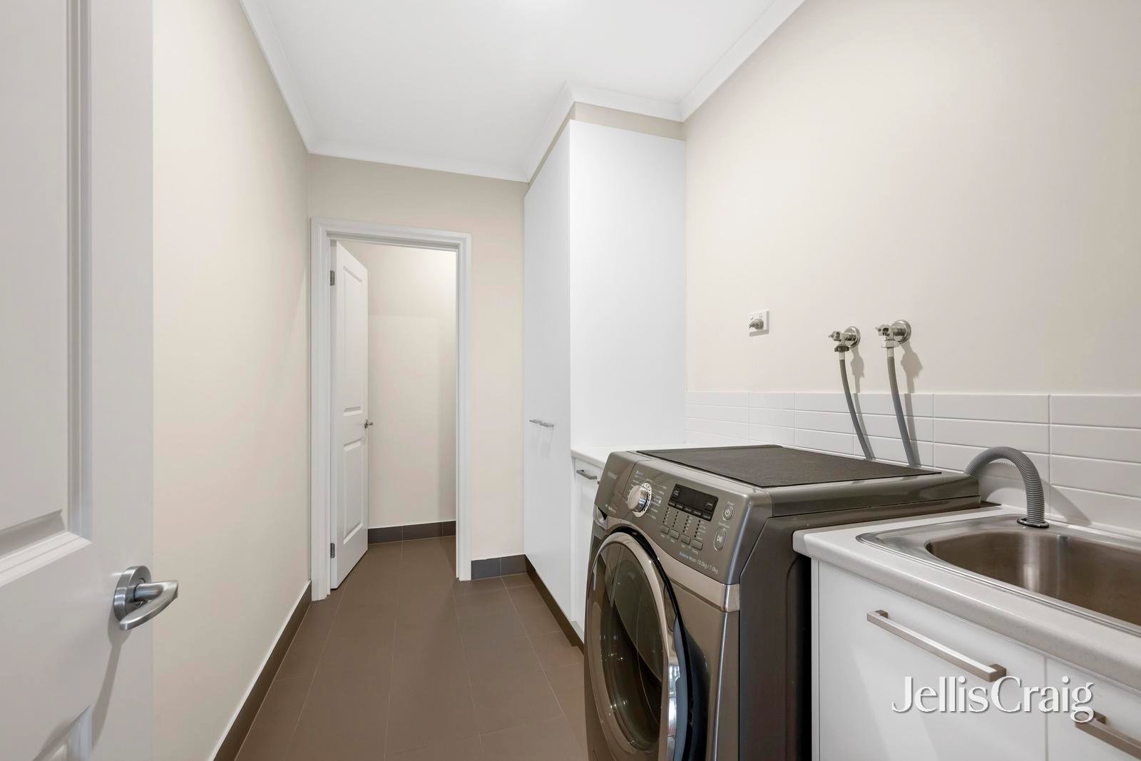 34 Lancaster Road, Mooroolbark image 16