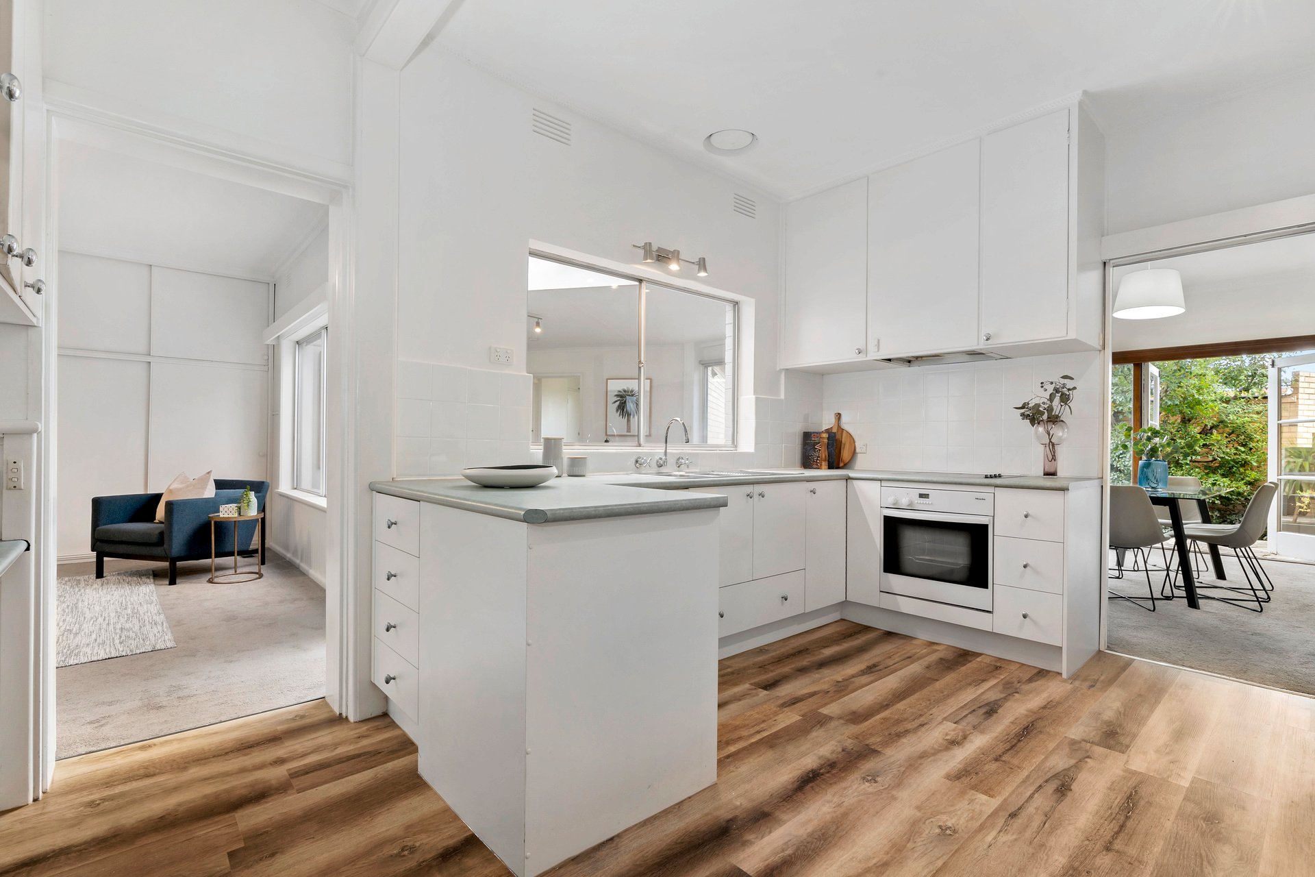 Property Gallery Thumbnail 6