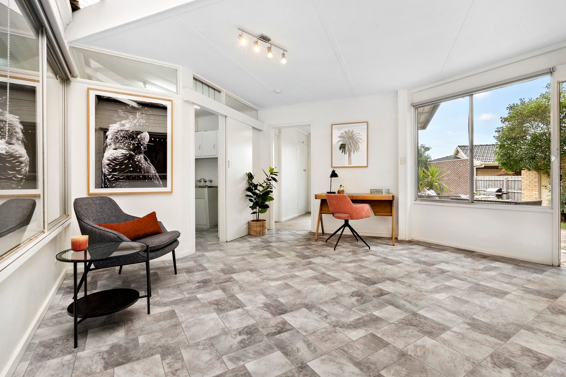 Property Gallery Thumbnail 11