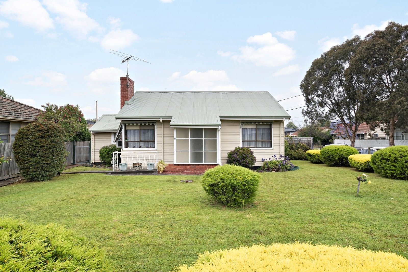 Property Gallery Thumbnail 2